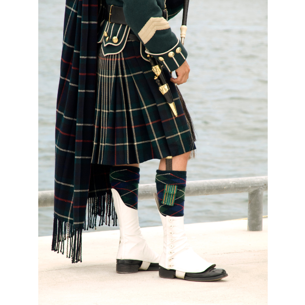 BK-What_To_Wear_Under_Your_Kilt_Traditional_Or_Modern_3